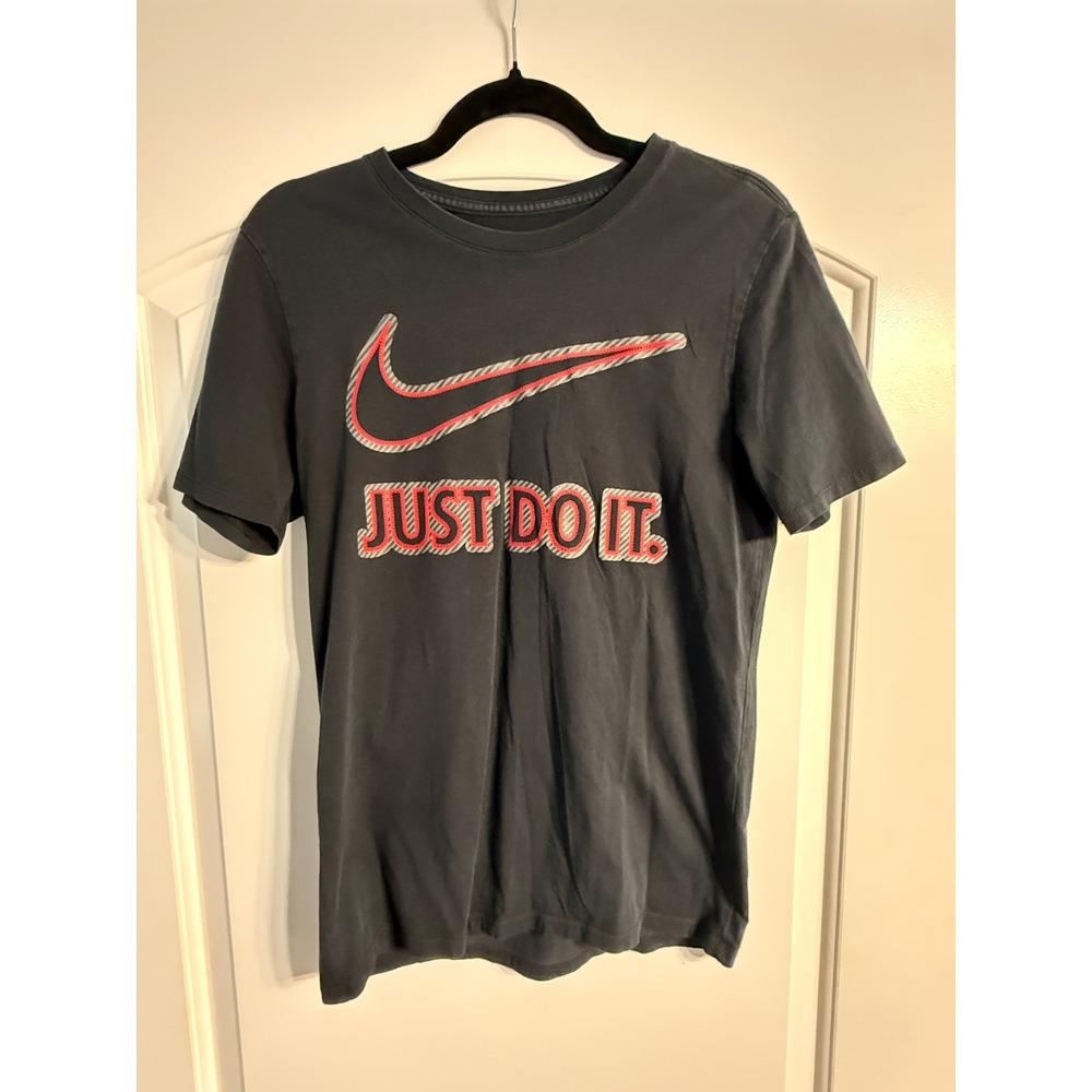Nike Graphic T-Shirt Small Black Just Do It Swoosh Athletic Cut Retro Activewear